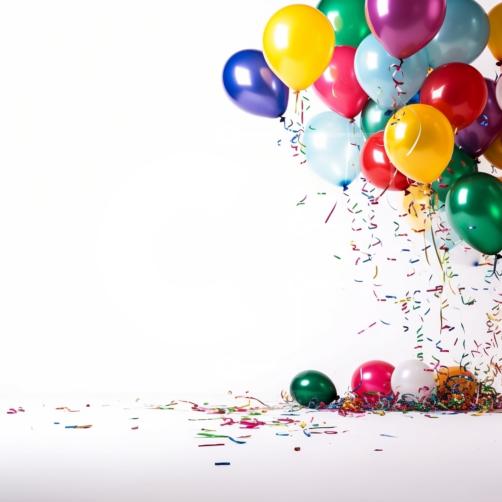 Celebra con palloncini vibranti e coriandoli su sfondo bianco foto stock