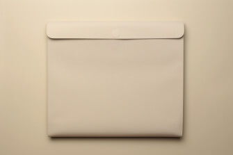 Minimalist Closed Envelope Minimalist Closed Envelope thumbnail