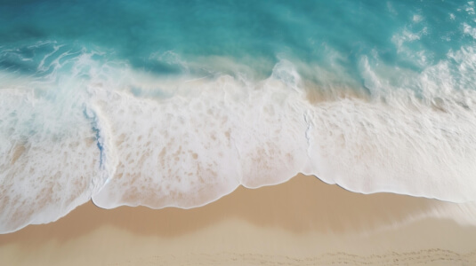 Ondas do Oceano na Praia de Areia thumbnail